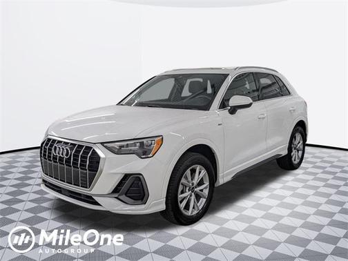 2022 Audi Q3 45 S line Premium