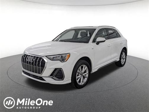 2022 Audi Q3 45 S line Premium