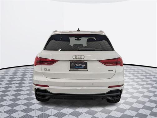 2022 Audi Q3 45 S line Premium