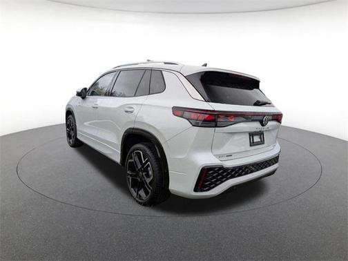 2026 Volkswagen Tiguan 2.0T SEL R-Line 4MOTION