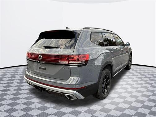 2025 Volkswagen Atlas 2.0T Peak Edition