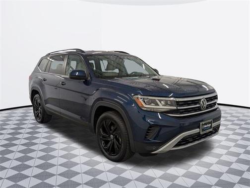 2022 Volkswagen Atlas 2.0T SE w/Technology 4MOTION