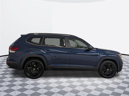 2022 Volkswagen Atlas 2.0T SE w/Technology 4MOTION