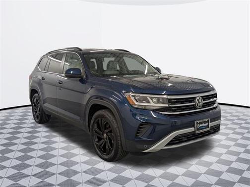 2022 Volkswagen Atlas 2.0T SE w/Technology 4MOTION