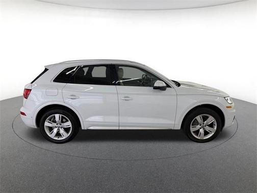 2019 Audi Q5 2.0T Prestige
