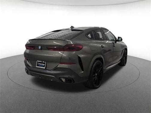 2023 BMW X6 xDrive40i
