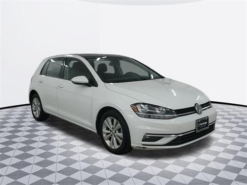 2018 Volkswagen Golf TSI S