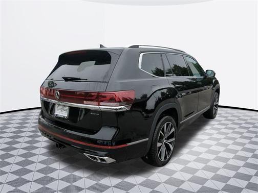2025 Volkswagen Atlas 2.0T SEL Premium R-Line 4MOTION