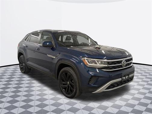 2022 Volkswagen Atlas Cross Sport 3.6L V6 SE w/Technology