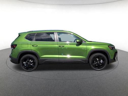 Moss 2026 Volkswagen Taos SEL