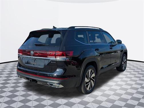 2025 Volkswagen Atlas 2.0T SE w/Technology 4MOTION