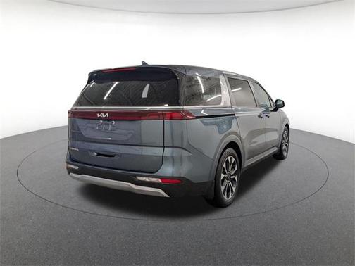 2024 Kia Carnival EX