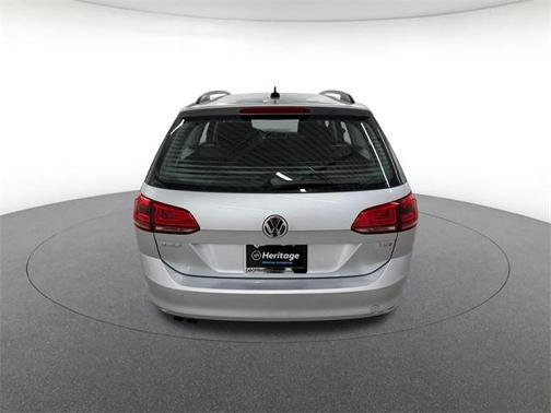 2016 Volkswagen Golf SportWagen TSI S 4-Door