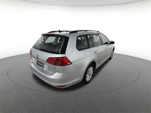 2016 Volkswagen Golf SportWagen TSI S 4-Door