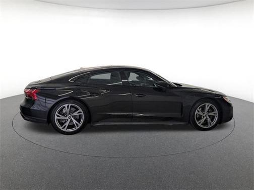 2023 Audi e-tron GT Premium Plus quattro