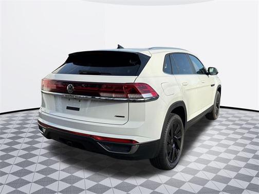 2025 Volkswagen Atlas Cross Sport 2.0T SE w/Technology 4MOTION