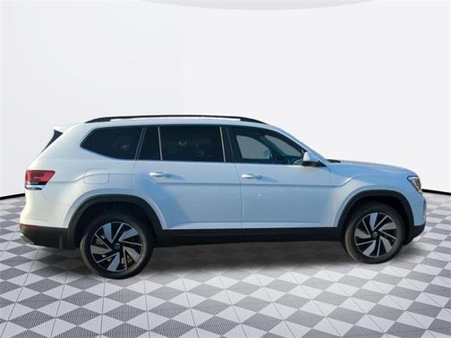 2025 Volkswagen Atlas 2.0T SE w/Technology 4MOTION