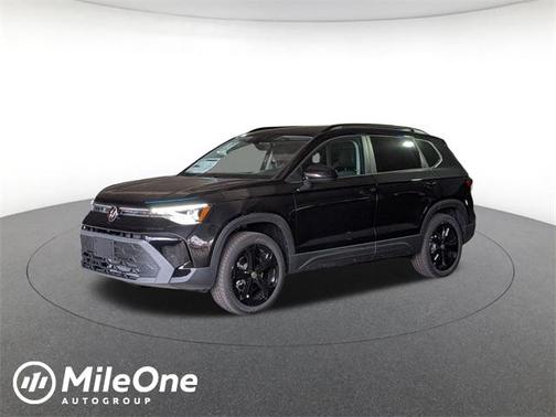 2026 Volkswagen Taos SE Black