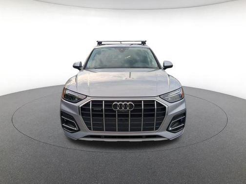 Florett Silver Metallic 2023 Audi Q5 40 Premium Plus