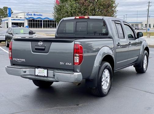 Photo 3 of 3 of 2020 Nissan Frontier SV