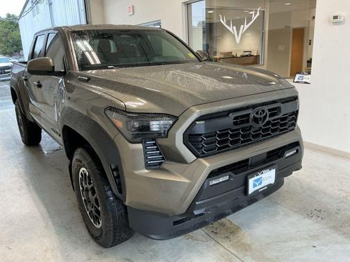 06x1 2026 Toyota Tacoma Hybrid TRD Off Road