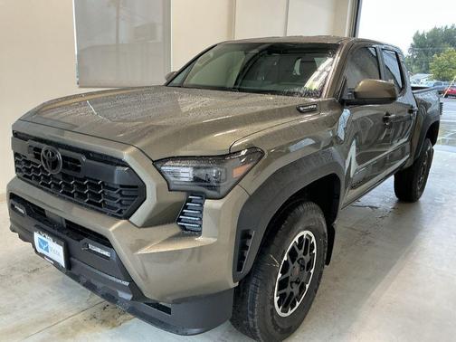 06x1 2026 Toyota Tacoma Hybrid TRD Off Road