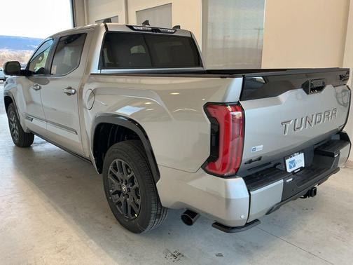 2026 Toyota Tundra Hybrid Platinum