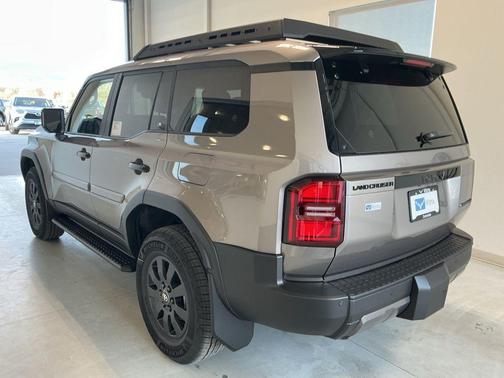 2026 Toyota Land Cruiser Base