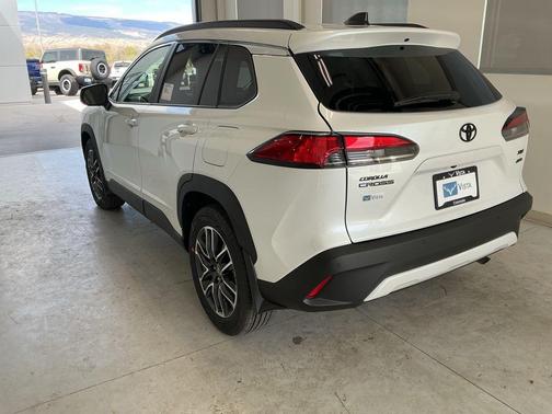 2026 Toyota Corolla Cross XLE