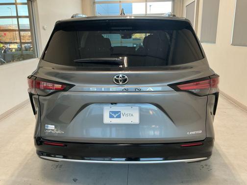 2026 Toyota Sienna Limited