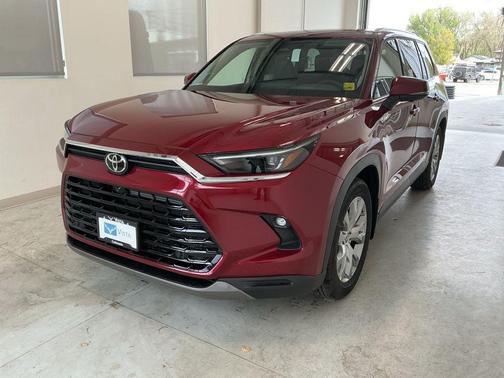 Pearl 2026 Toyota Grand Highlander Hybrid Limited