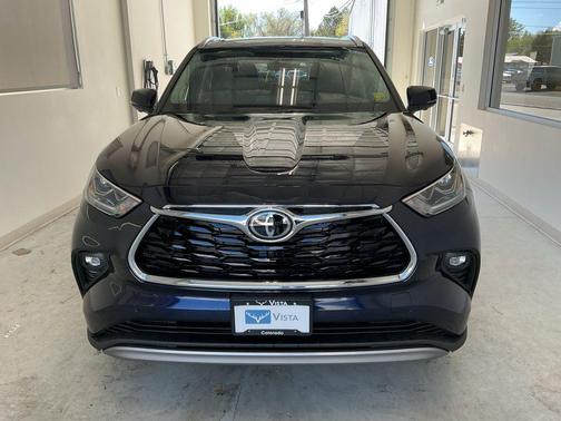 Blueprint 2026 Toyota Highlander Hybrid Platinum