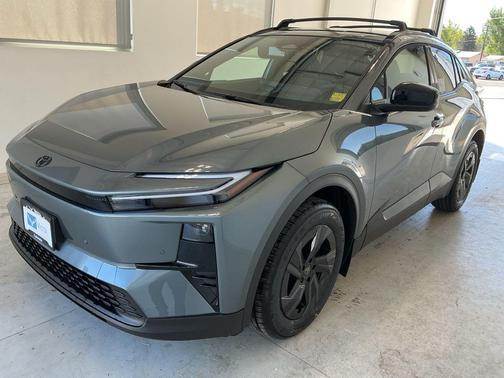 06y1 2026 Toyota C-HR