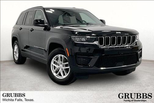 Diamond Black 2025 Jeep Grand Cherokee Laredo X