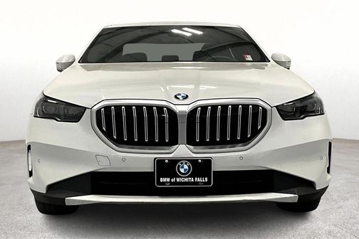 2024 BMW 530 i xDrive