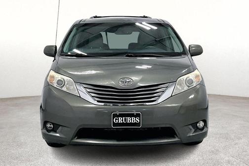 2013 Toyota Sienna XLE