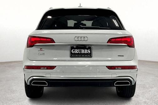2022 Audi Q5 45 S line quattro Premium