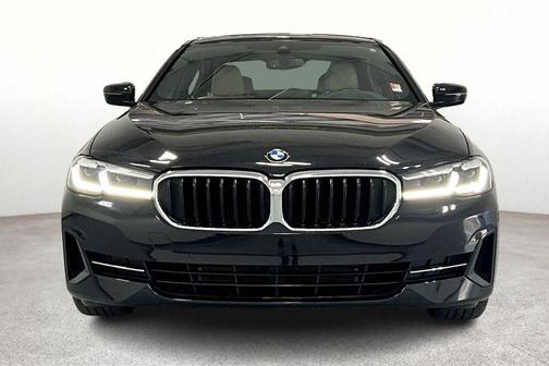 2023 BMW 530 i