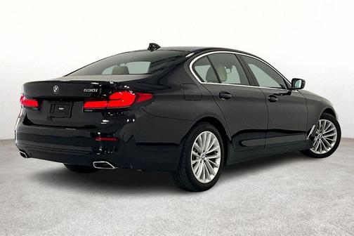 2023 BMW 530 i
