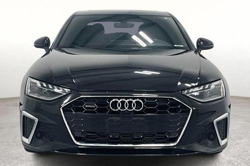 2022 Audi A4 45 S line Premium Plus