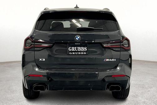 2023 BMW X3 M40i