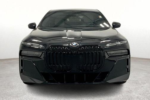 2023 BMW 760 760i xDrive