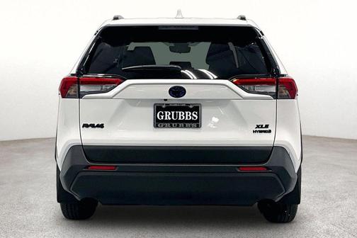 Ice 2024 Toyota RAV4 Hybrid XLE