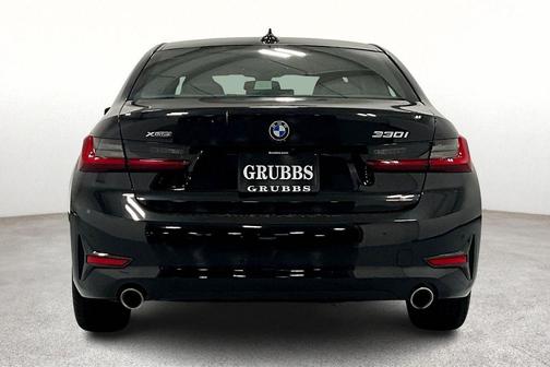 2022 BMW 330 i xDrive