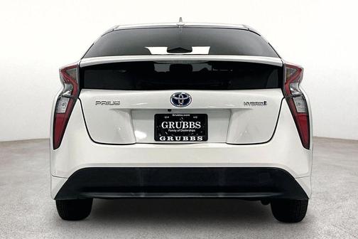 Blizzard Pearl 2018 Toyota Prius One