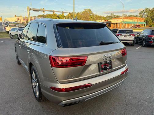 2017 Audi Q7 3.0T Premium