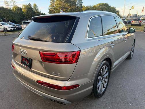 2017 Audi Q7 3.0T Premium