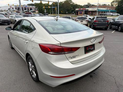 2018 Hyundai ELANTRA Value Edition
