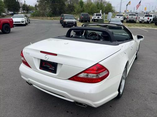 2009 Mercedes-Benz SL-Class SL 550 Roadster 2D