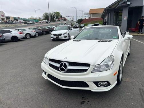 2009 Mercedes-Benz SL-Class SL 550 Roadster 2D
